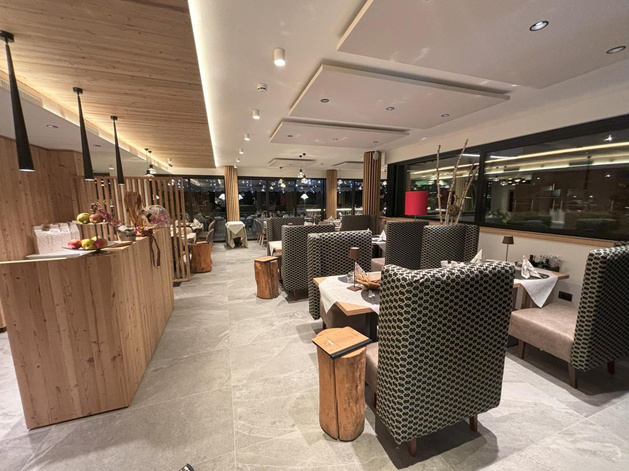 Alexander Hotel Alpine Wellness Dolomites Molveno Luaran gambar